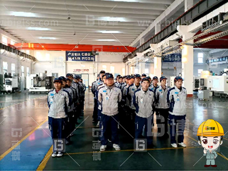 山东威达重工现场5s咨询项目案例